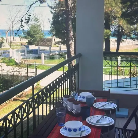 Sea Whisper , Golden * Limenas (Thasos)